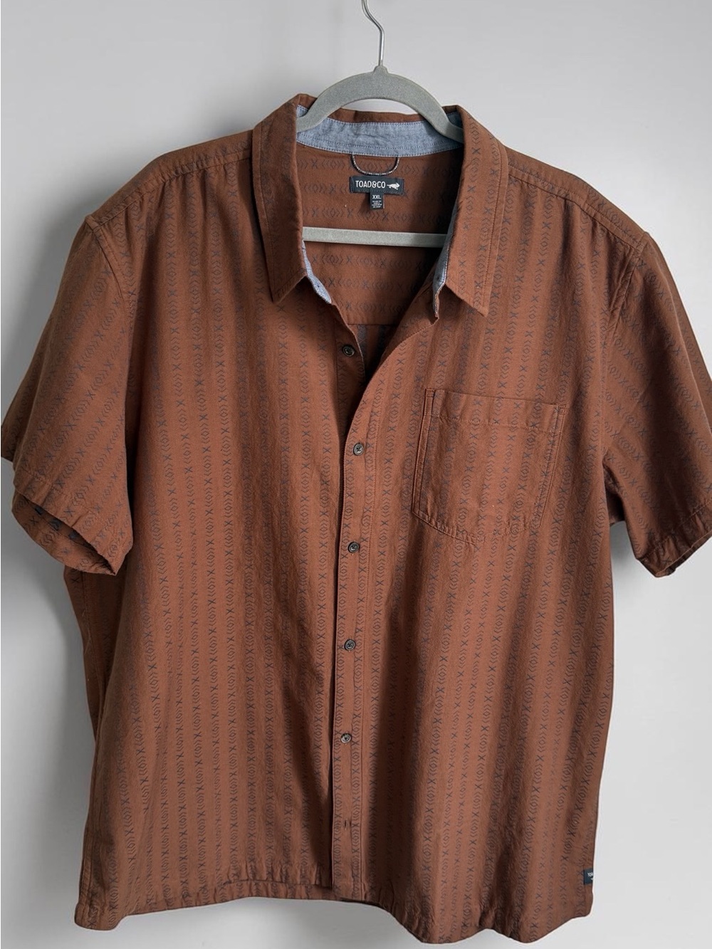 Toad&Co Men's Short Sleeve Button-Down in Rust